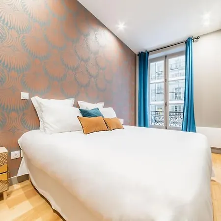 Luxury Flat Champs Elysees Air Cond. 6 Pers * Paris
