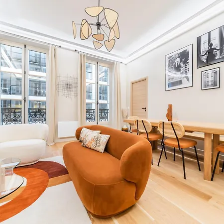 Luxury Flat Champs Elysees Air Cond. 6 Pers * Paris