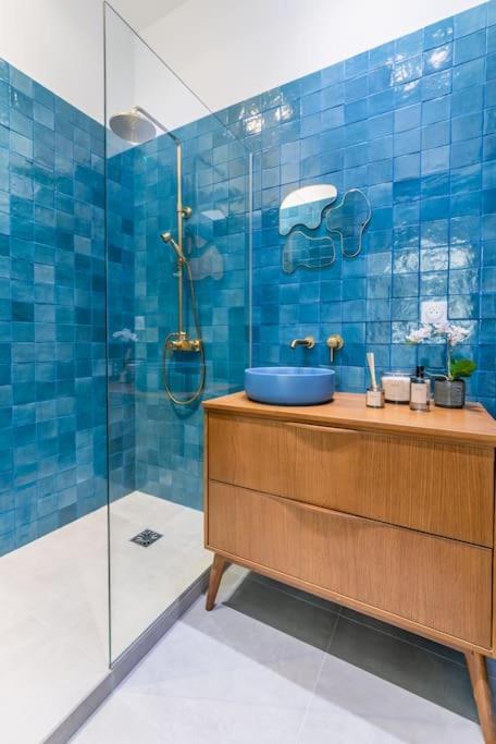 Apartment Luxury Flat Champs Elysees Air Cond. 6 Pers