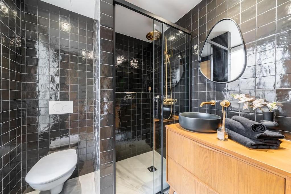 Luxury Flat Champs Elysees Air Cond. 6 Pers Apartment *