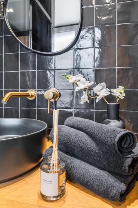Luxury Flat Champs Elysees Air Cond. 6 Pers Paris